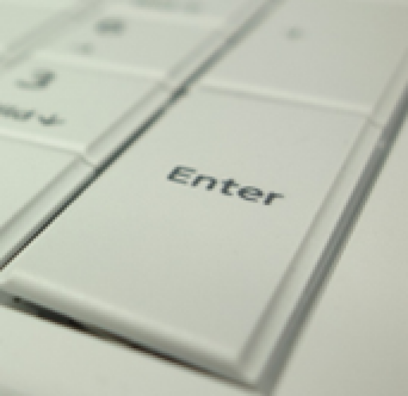 Die Enter-Taste einer Computertastatur.